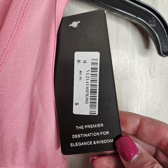 Women's Pink Racer Back Tank Top Athletic Running NWT Ladies  Size Small - Picture 8 of 12